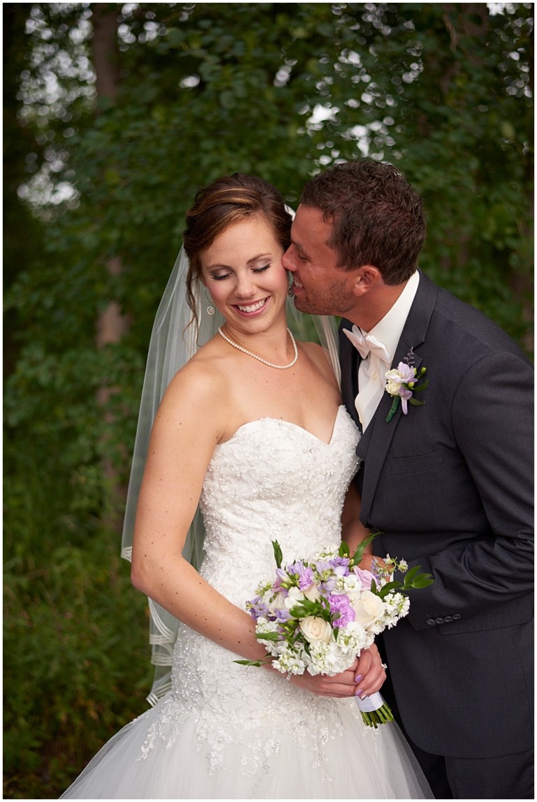 Ivory and Purple Medina Country Club Wedding | Minneapolis