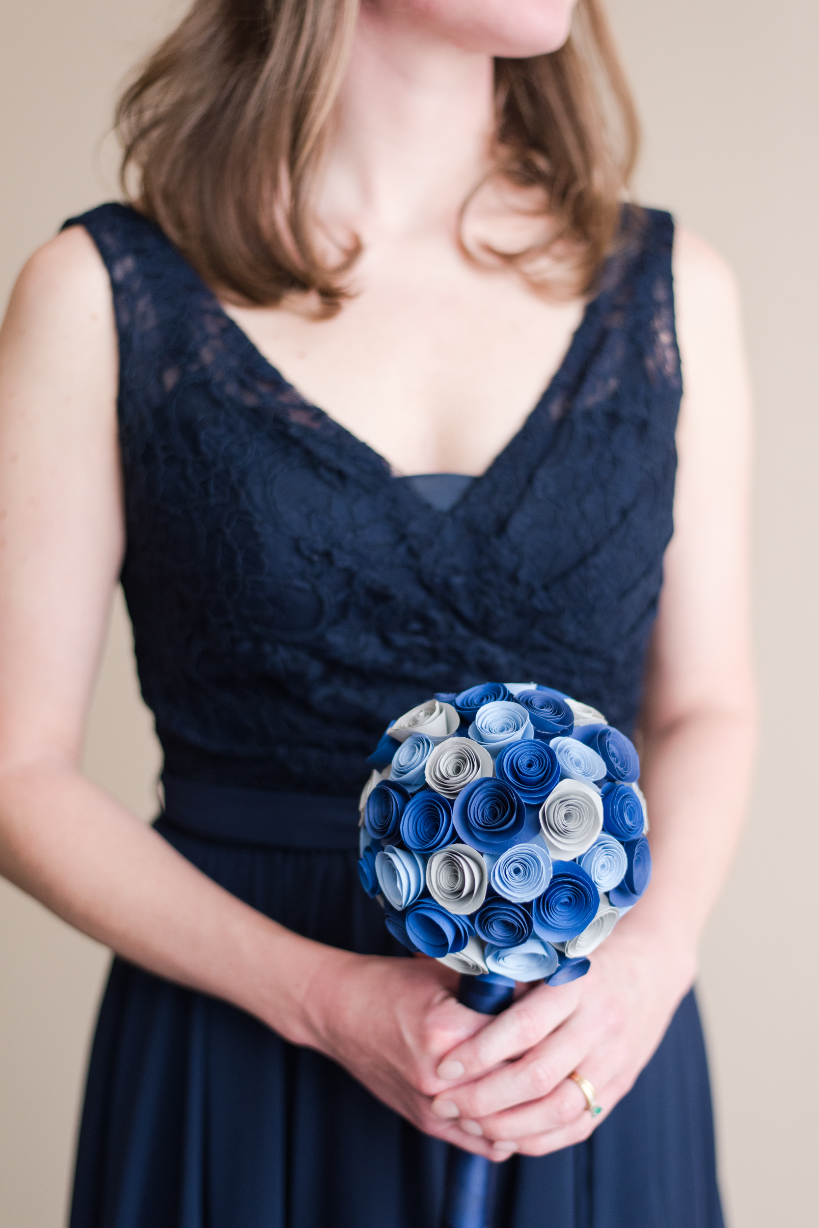 Crystal Lake Golf Club Winter Wedding paper flower bouquet navy and blue