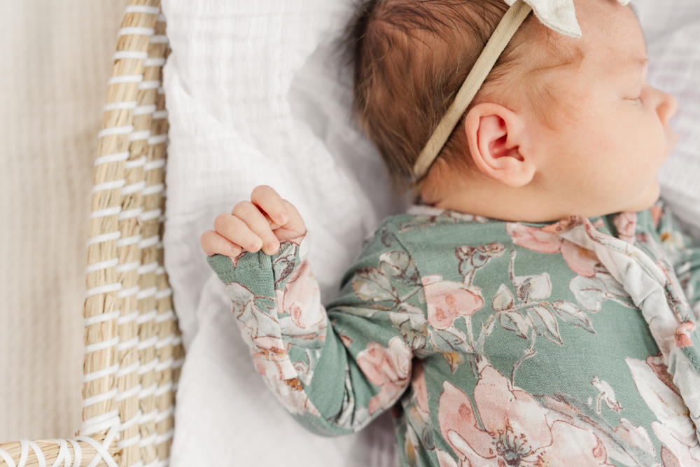 booking a newborn session 6 : Booking a Newborn Session
